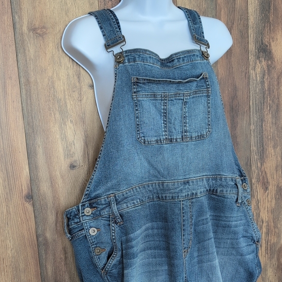 Torrid Classic Blue Women's Denim Jeans Overalls 20                  C212 - Picture 2 of 10